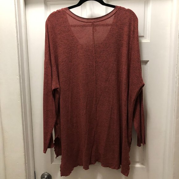 lightweight split-seam tunic v-kneck sweater - Picture 6 of 7